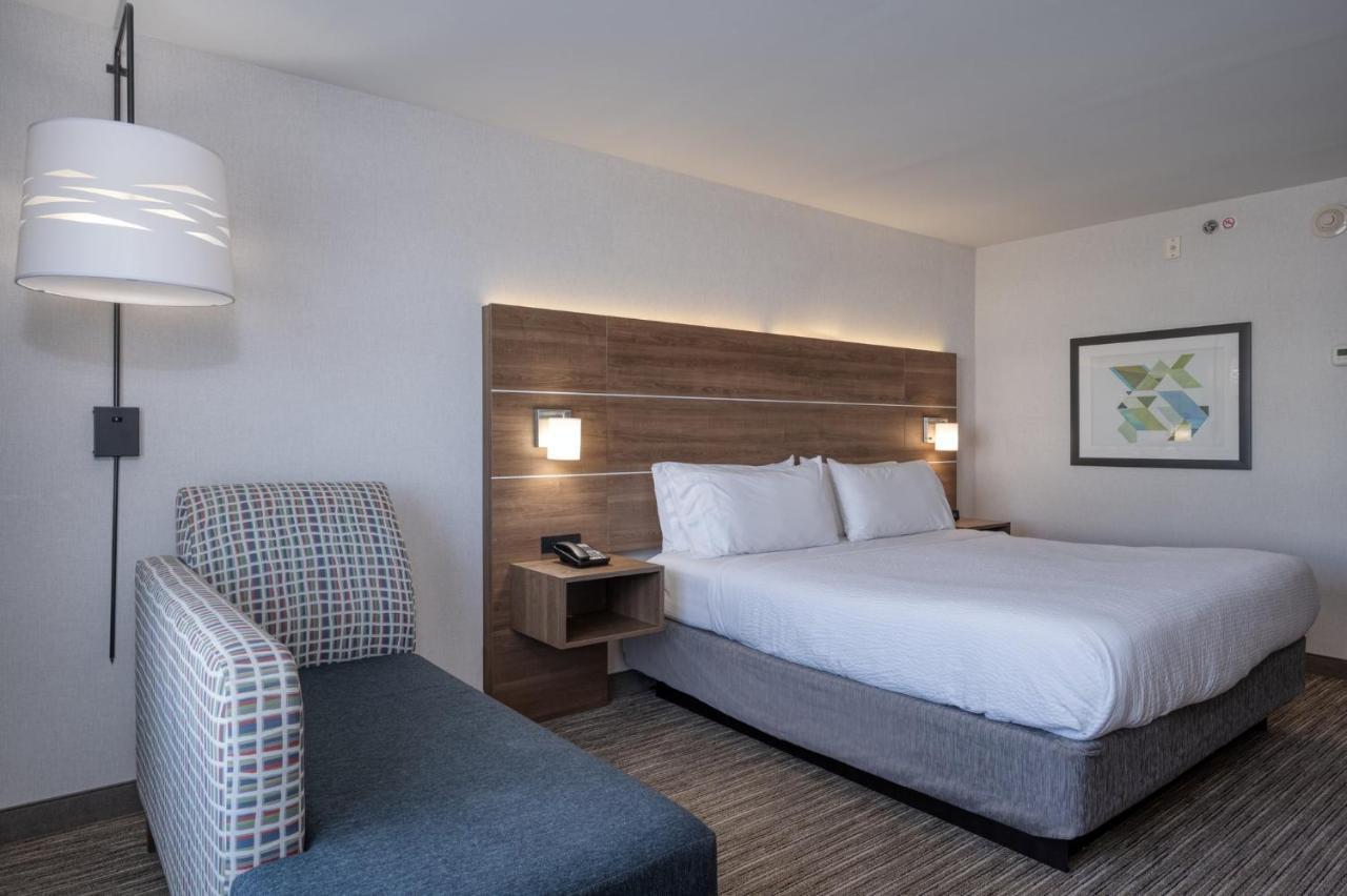 Holiday Inn Express Radcliff Fort Knox By Ihg Exterior photo
