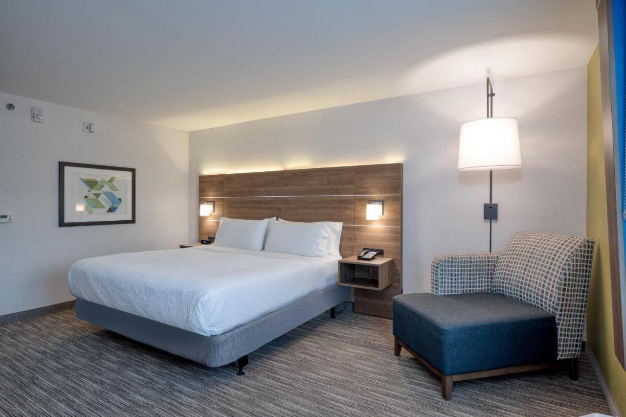 Holiday Inn Express Radcliff Fort Knox By Ihg Exterior photo